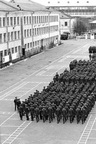 Отто Заубер читать онлайн Рассказ "Дедовщина" и гвозди