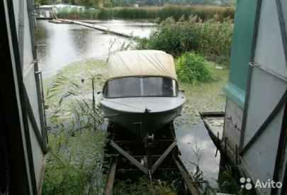 Гараж лодочный