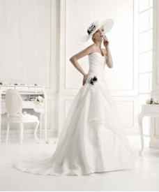 Платье и шляпка для княжны