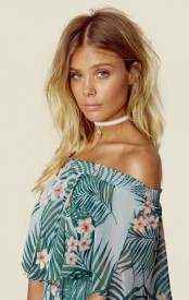 Василина, пятая жена  Санлиса, которую он привёз из России из северного посёлка