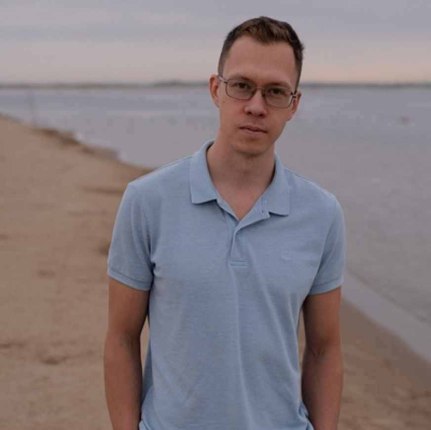 Михаил Сахаров