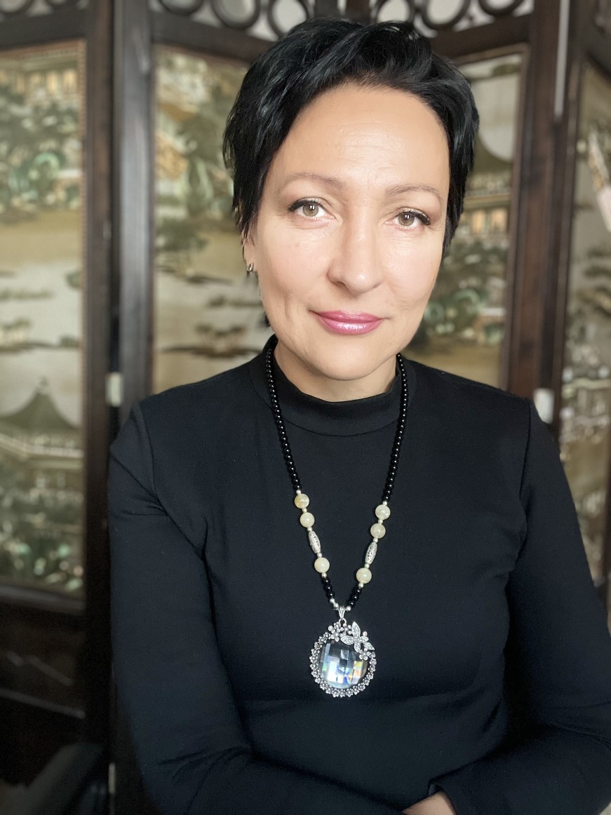 Елена Прогонова