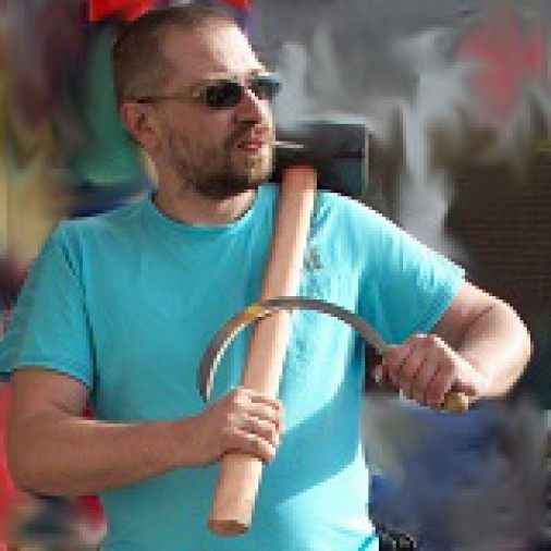 Михаил Зверев